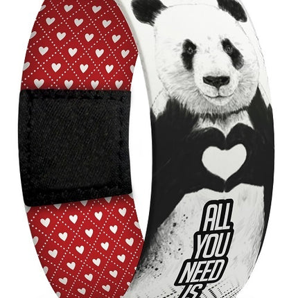 Bambola Panda All You Need is Love Polsband
