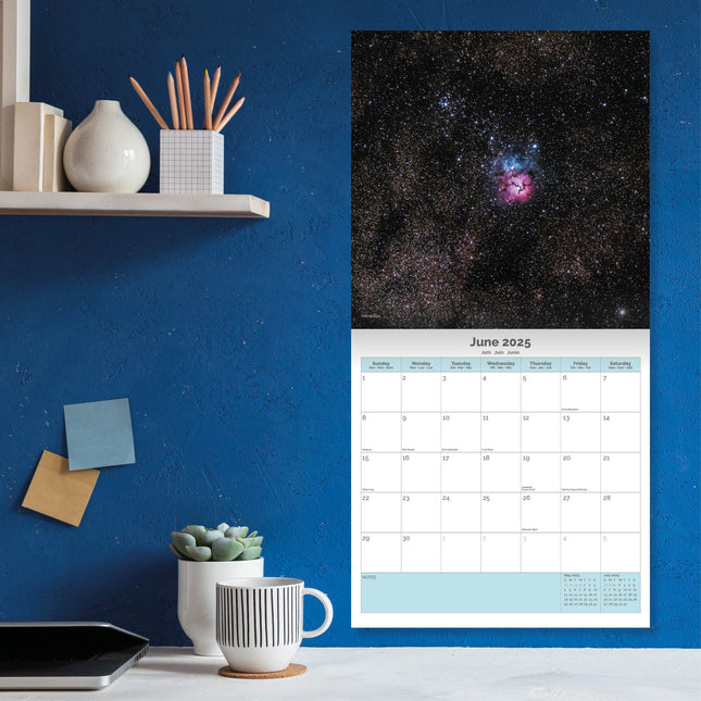 Dayplanner Astronomy Kalender 2025