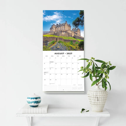 Red Robin British Castles Kalender 2027