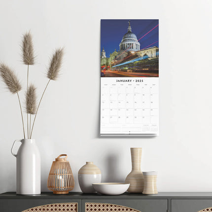 Red Robin London Kalender 2025