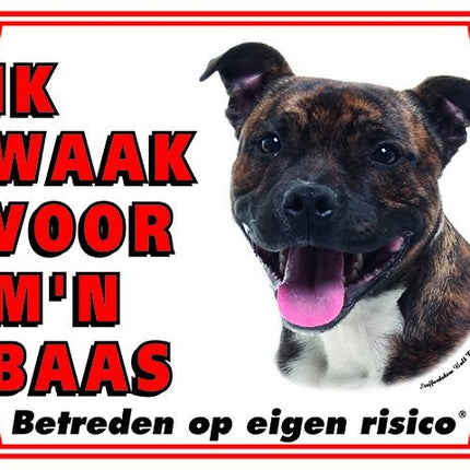 Stickerkoning Staffordshire Bull Terrier Waakbord - Ik waak voor Brindle